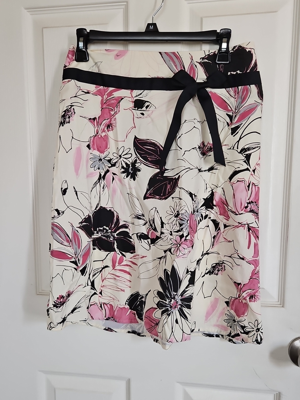 Y2K Xtraordinary Pink, Black & Cream Floral A-Line Skirt with Ribbon
